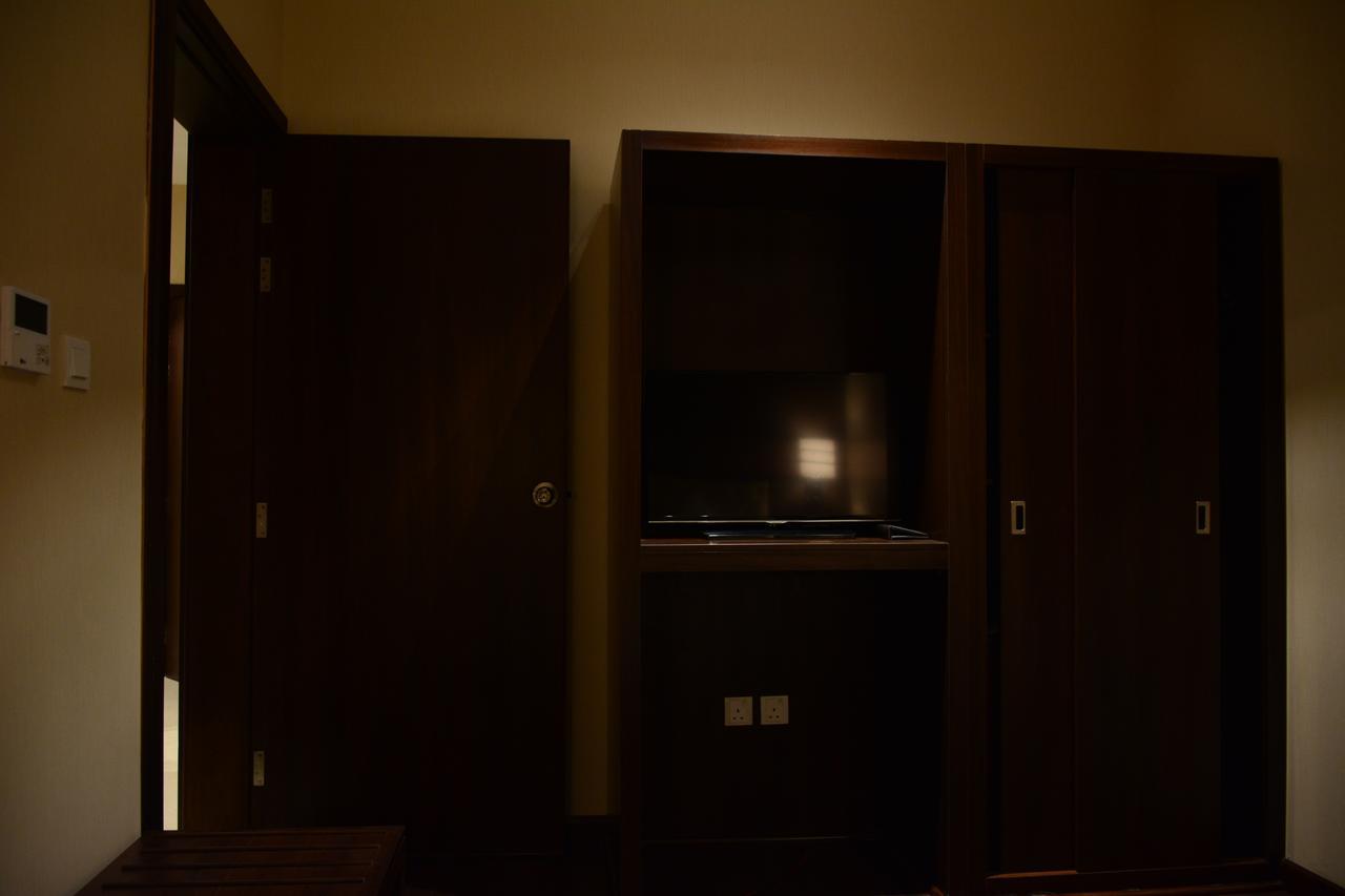 אל חובר Home Inn Hotel Suites מראה חיצוני תמונה