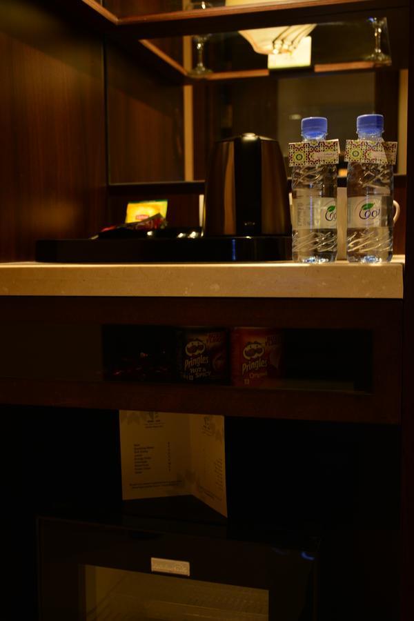 אל חובר Home Inn Hotel Suites מראה חיצוני תמונה